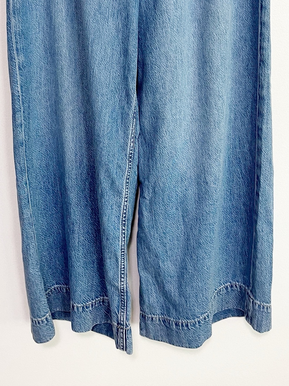 BOGO! Gap Baggy Easy Jean Wide Leg Medium Indigo Wash Size Large - Picture 8 of 10